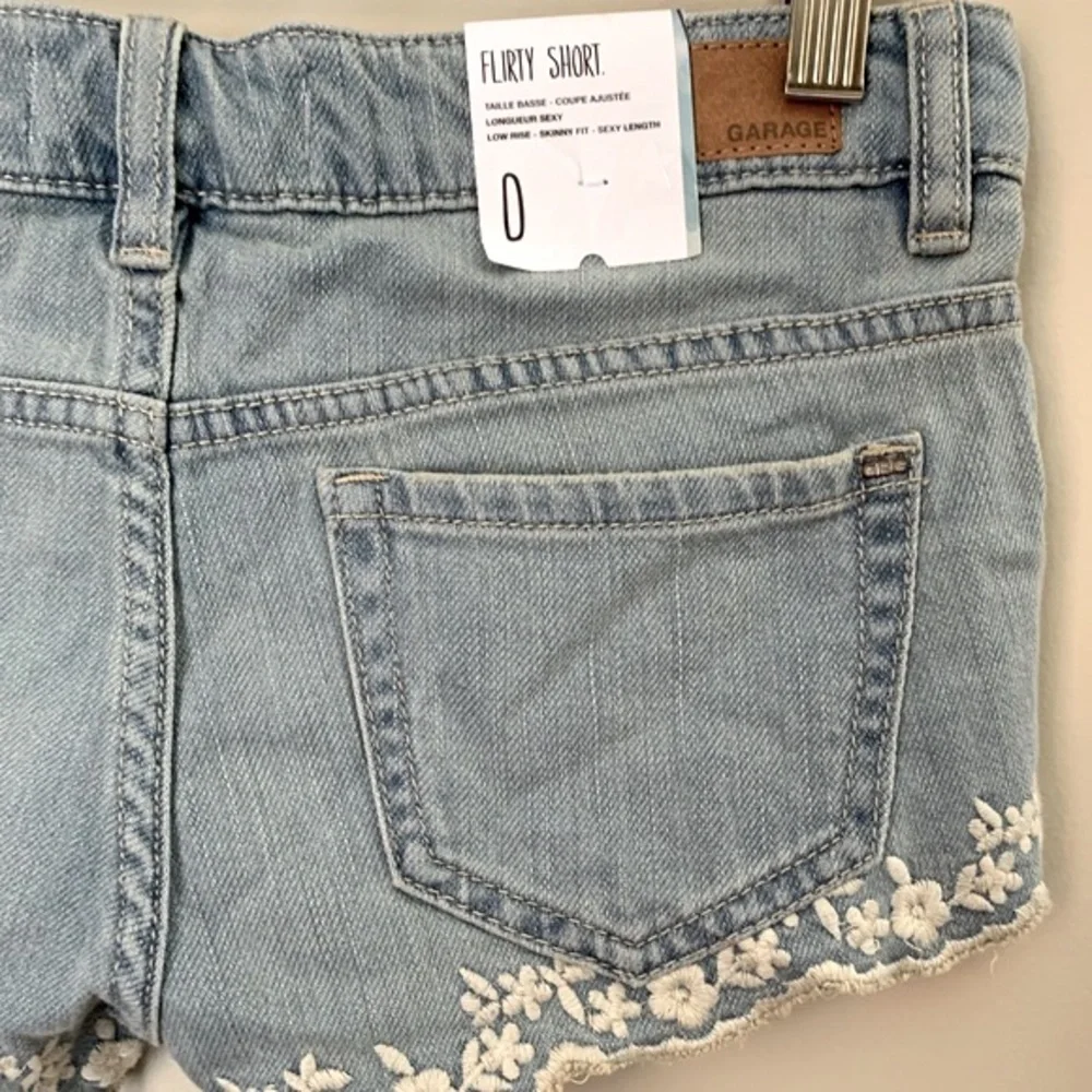 Garage size 0 Flirty jean short - Picture 8 of 9